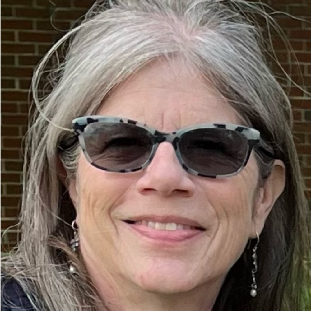 Meet your Posher, Nancy